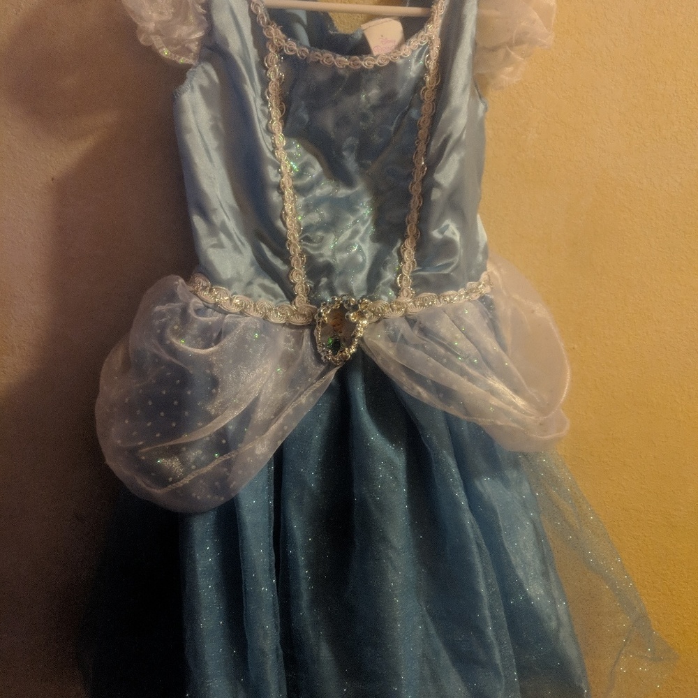 Disney Cinderella dress size 4-6